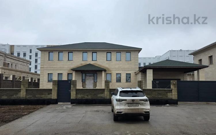 Отдельный дом · 10 комнат · 830.6 м² · 15 сот., Узакбай караманов 4 за 450 млн 〒 в Астане, Сарайшык р-н — фото 2
