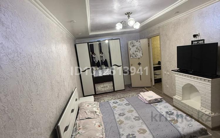 1-комнатная квартира · 55 м² · 3/5 этаж, Абая 32 — Возле старого болашак В центре Универсам за 12 000 ₸ в  — фото 2