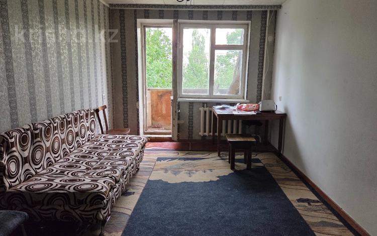 2-бөлмелі пәтер · 47 м² · 4/5 қабат, мкр Самал, 7 мкр — напротив 9 мкр, бағасы: 9.8 млн ₸ в Таразе — фото 2