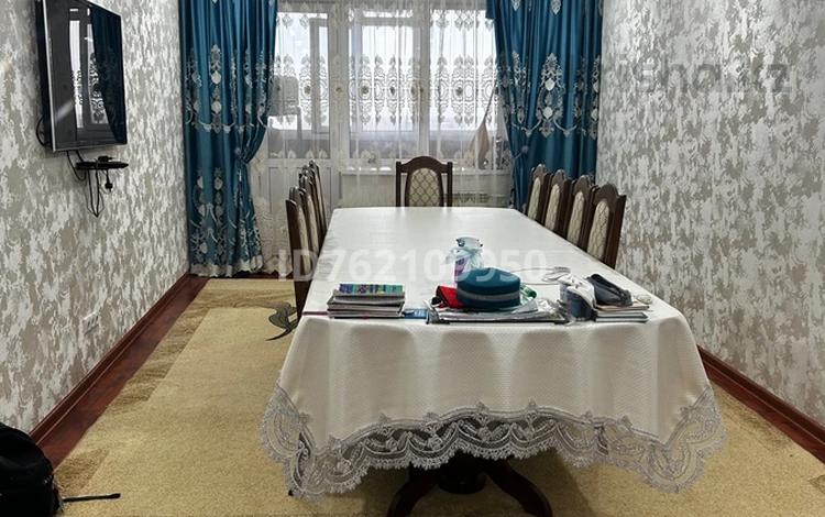 3-комнатная квартира · 80 м² · 6/10 этаж, Набережная за 25.5 млн ₸ в Актобе, мкр. Курмыш — фото 2