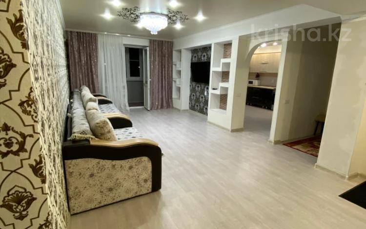 3-бөлмелі пәтер · 92.3 м² · 2/9 қабат, Пр. И. Есенберлина 2/2, бағасы: 39 млн ₸ в Усть-Каменогорске — фото 5