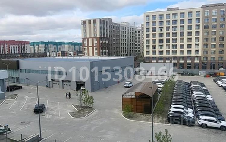 1-комнатная квартира · 43.5 м² · 4/9 этаж, мкр Нурсая, Абулхайр-хана 63 за 31 млн ₸ в Атырау — фото 2