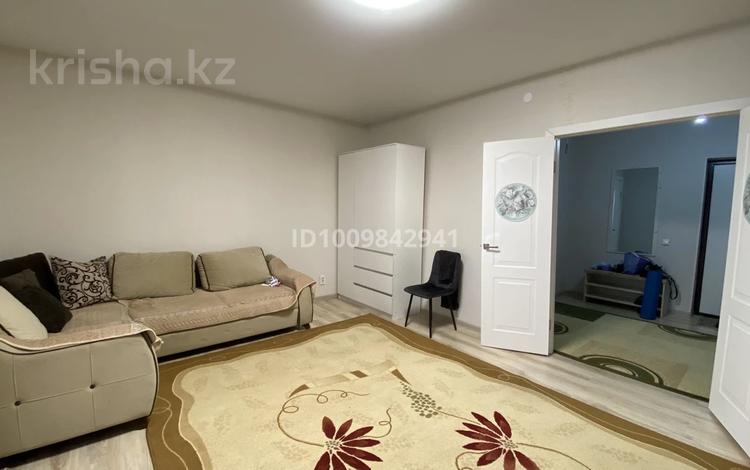 2-комнатная квартира · 63 м² · 4/16 этаж, Каныша Сатпаева 55/8 за 230 000 〒 в Усть-Каменогорске — фото 2