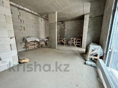 Свободное назначение, офисы, магазины и бутики, склады, общепит, салоны красоты, медцентры и аптеки, образование, развлечения, кабинеты и рабочие места · 55 м² за 600 000 〒 в Астане, Нура р-н