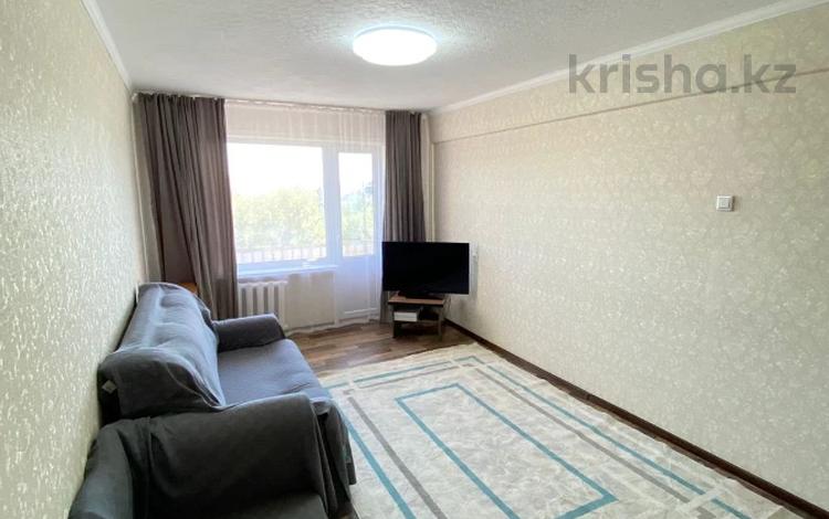 4-бөлмелі пәтер · 80 м² · 4/5 қабат, Ахметова 9, бағасы: 23 млн ₸ в им. Касыма кайсеновой — фото 2