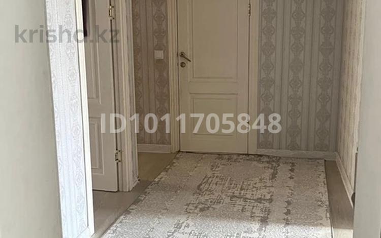 2-комнатная квартира · 72 м² · 5/5 этаж, 34-й мкр, 34-ш/а. 6 за 19 млн ₸ в Актау — фото 2