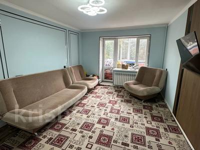 3-комнатная квартира · 62 м² · 2/5 этаж, К.Аманжолова 43 за 32 млн ₸ в Караганде, Казыбек би р-н