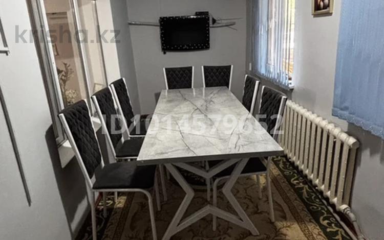 3-комнатная квартира · 60 м² · 2/5 этаж, Жанкожа Батыр 82 а 76 за 13.5 млн ₸ в  — фото 2