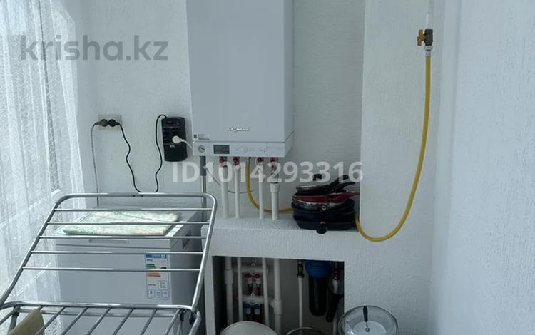 3-бөлмелі пәтер · 125 м² · 2/5 қабат, Ескі аэропорт ш/а., мкр Старый Аэропорт улица Базарбая Жуманиязова 91, бағасы: 65 млн ₸ в Уральске — фото 2