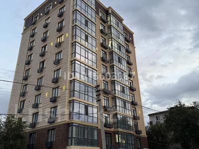 3-бөлмелі пәтер · 104.7 м² · 5/10 қабат, Азаттык 64А, бағасы: 60 млн ₸ в Атырау