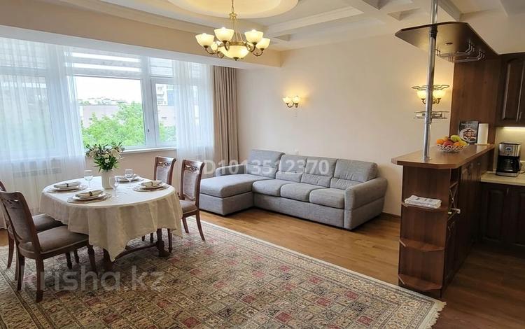3-бөлмелі пәтер · 150 м² · 5/12 қабат, мкр Самал-3, Самал-2 58, бағасы: 800 000 ₸ в Алматы, Медеуский р-н — фото 2