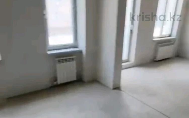 3-комнатная квартира · 82.4 м² · 1/2 этаж, Кенесары Хана 85/3 за 48 млн ₸ в Алматы, Бостандыкский р-н — фото 2
