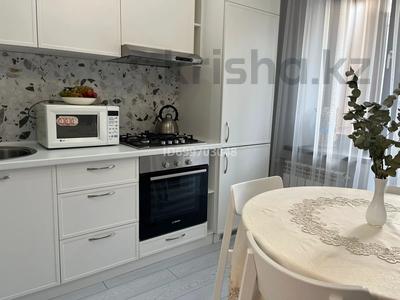 1-бөлмелі пәтер · 40 м² · 2/4 қабат, Желтоксан 78/86 — Желтоксан- Гоголя Арбат, бағасы: 15 000 ₸ в Алматы, Алмалинский р-н