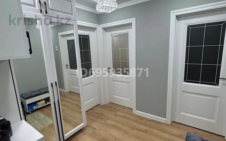 3-комнатная квартира · 63 м² · 2/5 этаж, Пушкина 8 за 30 млн 〒 в Жезказгане — фото 2