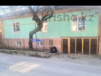 Отдельный дом · 9 комнат · 150 м² · 10 сот., Алмалы — 112 квартал за 33 млн ₸ в Шымкенте, Енбекшинский р-н