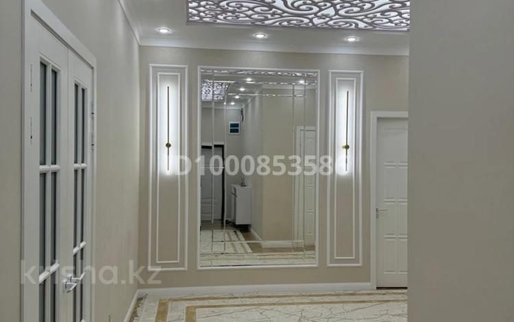 4-бөлмелі пәтер · 160 м² · 1/9 қабат, 16-й мкр 14, бағасы: 70 млн ₸ в Актау — фото 2