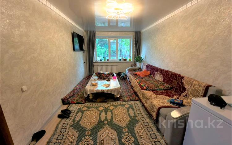 2-комнатная квартира · 47 м² · 1/5 этаж, Майкудук, 13й микрорайон 8 за 10.5 млн ₸ в Караганде, Алихана Бокейханова р-н — фото 2