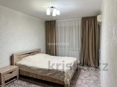 3-бөлмелі пәтер · 67 м² · 5/5 қабат, Жилгородок ш/а., Тургенева 70, бағасы: 15 млн ₸ в Актобе, мкр Жилгородок