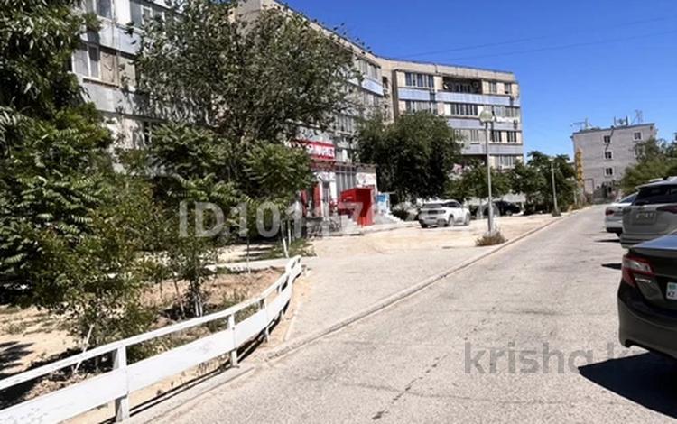1-комнатная квартира · 36.1 м² · 2/5 этаж, 3А мкр, 3б 5а за 6.8 млн ₸ в Актау — фото 17