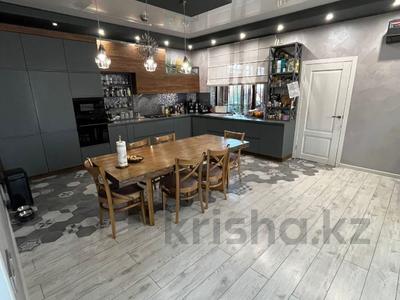 Жеке үй · 6 бөлме · 350 м² · 12 жүзд., К доненбаевой 35, бағасы: 180 млн ₸ в Костанае