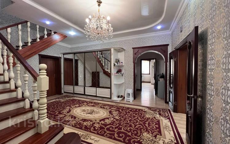 Жеке үй · 6 бөлме · 292.6 м² · 10 сот., мкр Пригородный, бағасы: 244 млн 〒 в Астане, Есильский р-н — фото 4