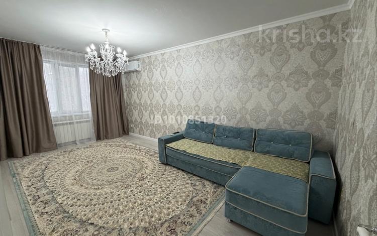 3-комнатная квартира · 70 м² · 2 этаж, мкр 8, Молдагулова 43/1 — Космос, все в шаговой доступности. за 24.5 млн ₸ в Актобе — фото 2