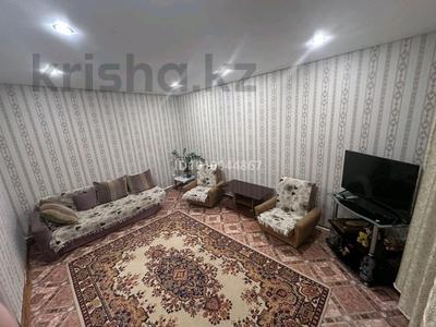 Отдельный дом · 2 комнаты · 62 м² · 2 сот., Балхаш 8/8 — Рядом остановка Уральск-2 за 8.5 млн ₸