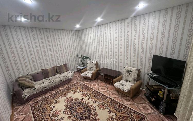 Отдельный дом · 2 комнаты · 62 м² · 2 сот., Балхаш 8/8 — Рядом остановка Уральск-2 за 8.5 млн ₸ — фото 2