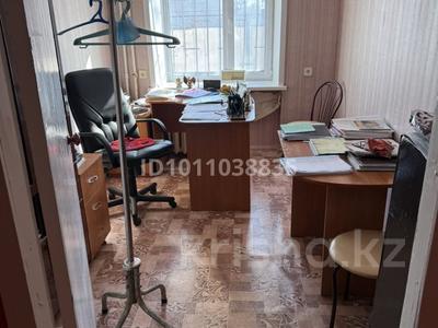 5-комнатная квартира · 91 м² · 1/5 этаж, 1 микрорайон 1 за ~ 8.8 млн 〒 в Лисаковске