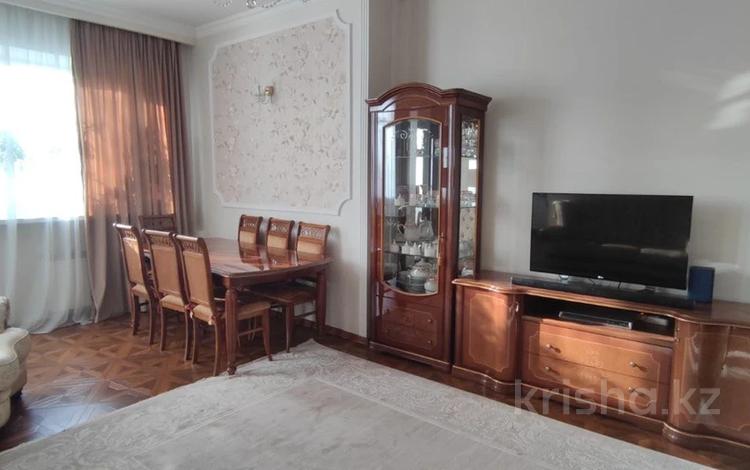 5-комнатная квартира, 215 м², 3/3 этаж, Жалайыри 7 за 90 млн 〒 в Астане, Алматы р-н — фото 2