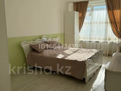 2-комнатная квартира · 80 м² · 5/9 этаж, мкр Сары Арка, Тайманова 58 за 300 000 〒 в Атырау