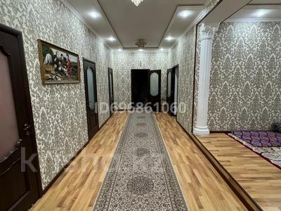 Жеке үй • 5 бөлмелер • 255 м² • 6 сот., Курмет 34, бағасы: 28 млн 〒 в Баскудуке