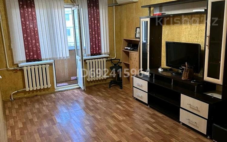 2-комнатная квартира, 50 м², 3/5 этаж помесячно, Сатпаев 7