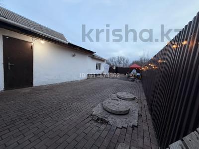 Отдельный дом · 3 комнаты · 80 м² · 10 сот., Пришахтинск — Попова41 за 18 млн ₸ в Караганде, Алихана Бокейханова р-н