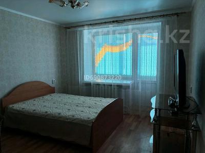 Аренда квартир в Восточно-Казахстанской обл.: 1-комнатная квартира · 40 м² · 5/10 этаж · помесячно, Казыбек би 34 за 125 000 〒 1-комнатная квартира · 40 м² · 5/10 этаж · помесячно, Казыбек би 34 за 125 000 〒 в Усть-Каменогорске