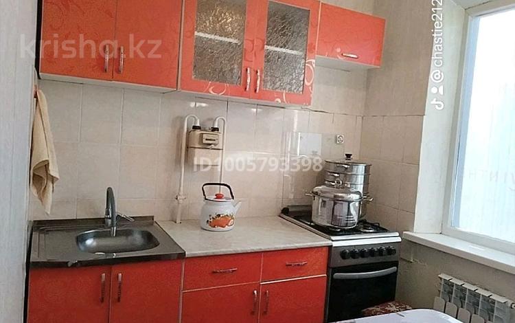 2-комнатная квартира · 45 м² · 5/5 этаж, мкр Каратау 33 за 100 000 ₸ в Таразе — фото 2