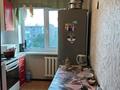 3-бөлмелі пәтер · 63 м², мкр Юго-Восток, 29й микрорайон 12 — 3 ком квартира в аренду на длительный срок, район КарГУ. Чистая, в хорошем состоянии, с мебелью, есть стиральная машинка автомат, микроволновка. Косметический ремонт, рядом школы, университет, магазины., бағасы: 200 000 ₸ в Караганде, Казыбек би р-н — фото 3