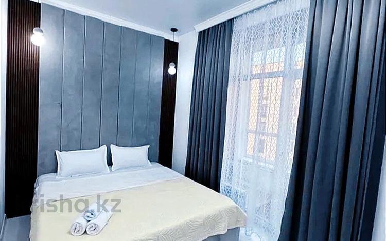 2-комнатная квартира · 65 м² · 11/15 этаж, 17-й мкр, ​17-й микрорайон 6 — ХАЛЫК АРЕНА МОРЕ АКВАПАРК ЦЕНТР ГОРОДА за 15 000 〒 в Актау — фото 2