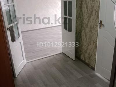 2-бөлмелі пәтер · 45 м² · 4/5 қабат, Алтынсарин 9 — 23 мектеп на против, бағасы: 60 000 ₸ в Кентау