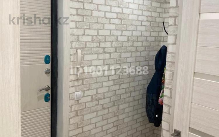 1-бөлмелі пәтер · 31 м² · 5/5 қабат, мкр Юго-Восток, проспект республики 28, бағасы: 15 млн ₸ в Караганде, Казыбек би р-н — фото 2