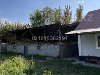 Жеке үй · 4 бөлме · 90 м² · 8 жүзд., Әбілда Зәкіров 17 б — Алма базар арты 2- коше, бағасы: 25 млн ₸ в Байдибек би