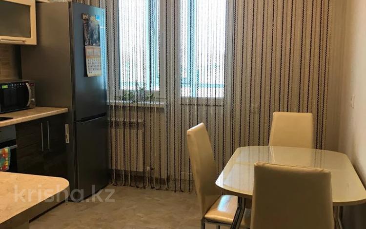 2-бөлмелі пәтер · 70 м² · 11/14 қабат, Кабанбай батыра 48А, бағасы: 48 млн ₸ в Астане, Есильский р-н — фото 9