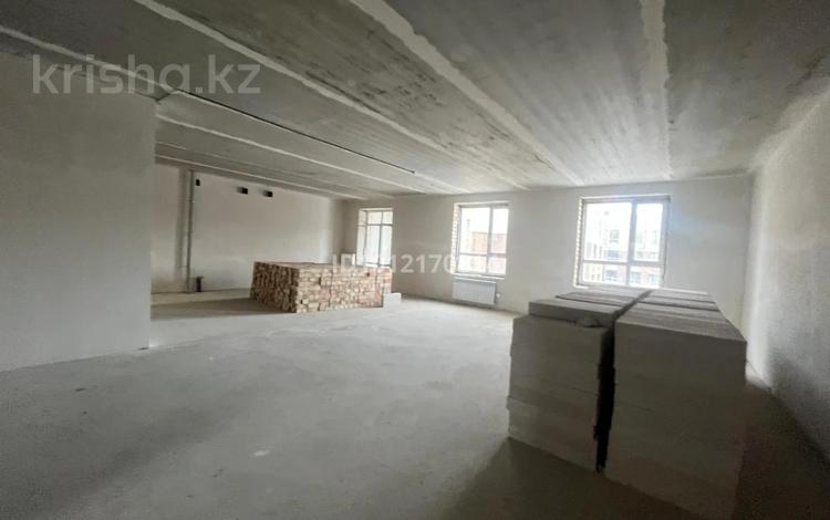 1-комнатная квартира · 47 м² · 3/5 этаж, мкр Михайловка , Крылова 15 за 28.2 млн ₸ в Караганде, Казыбек би р-н — фото 2