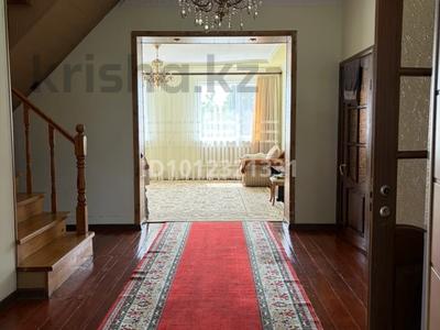 Отдельный дом · 7 комнат · 240 м² · 10 сот., ул. Отау 3 за 45 млн ₸ в Узынагаш
