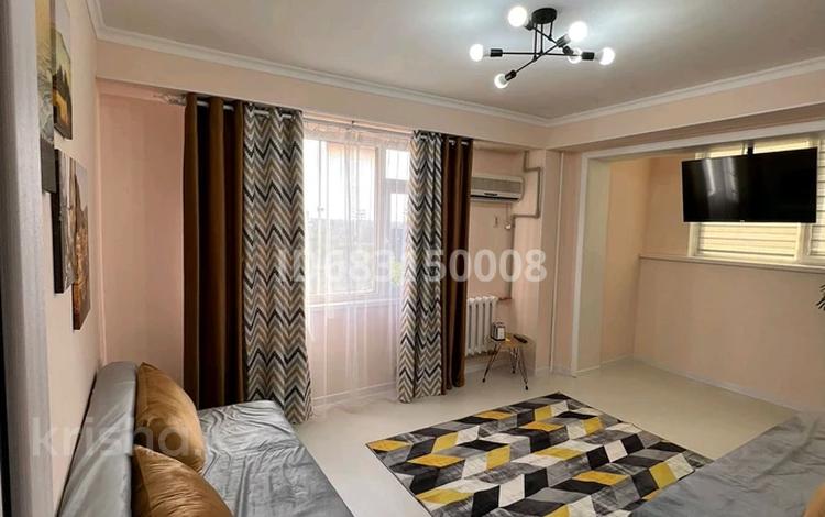 2-комнатная квартира · 90 м² · 2/9 этаж, Тауке хана — Таукехана Кунаева за 20 000 ₸ в Шымкенте, Аль-Фарабийский р-н — фото 10
