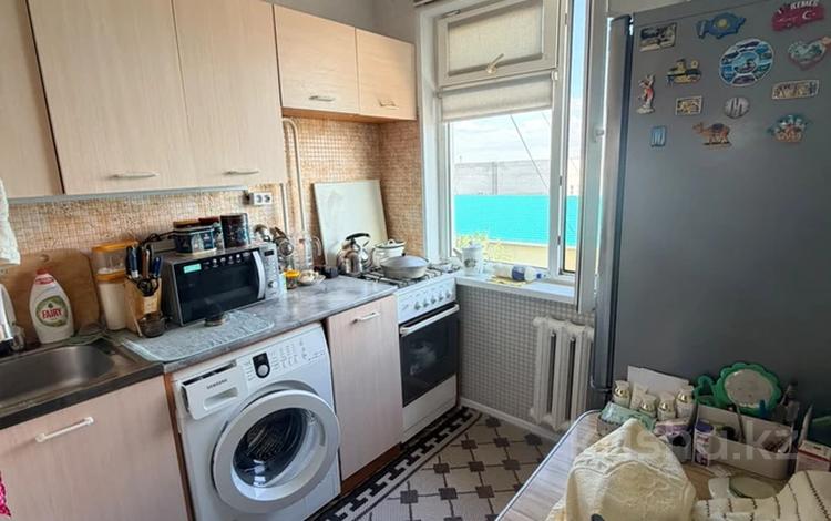 3-комнатная квартира · 61 м² · 5/5 этаж, Заводская 43 за 11.5 млн ₸ в Актобе — фото 2