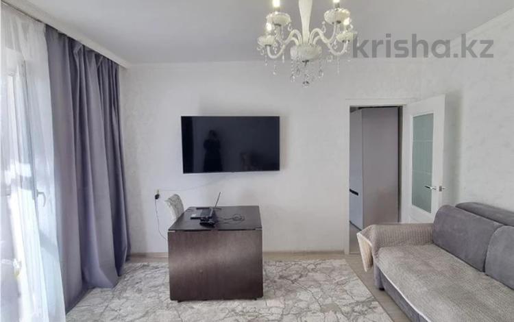 4-бөлмелі пәтер · 82 м² · 6/9 қабат, Степной 2 ш/а., бағасы: 33 млн ₸ в Караганде, Казыбек би р-н — фото 10