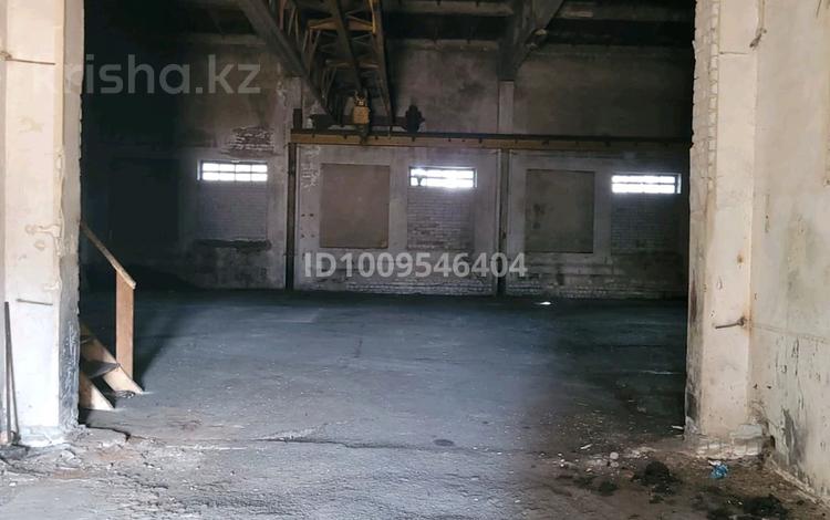 Қоймалар · 1000 м², бағасы: 700 000 ₸ в Семее — фото 2