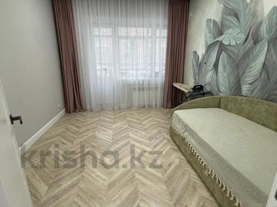 4-бөлмелі пәтер · 125 м² · 1/5 қабат, мкр. Алтын орда, бағасы: 49 млн ₸ в Актобе
