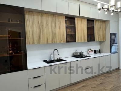 3-бөлмелі пәтер · 105.9 м² · 6/10 қабат, Алтын орда ш/а., молдагуловой, бағасы: 53.5 млн ₸ в Актобе, мкр. Алтын орда